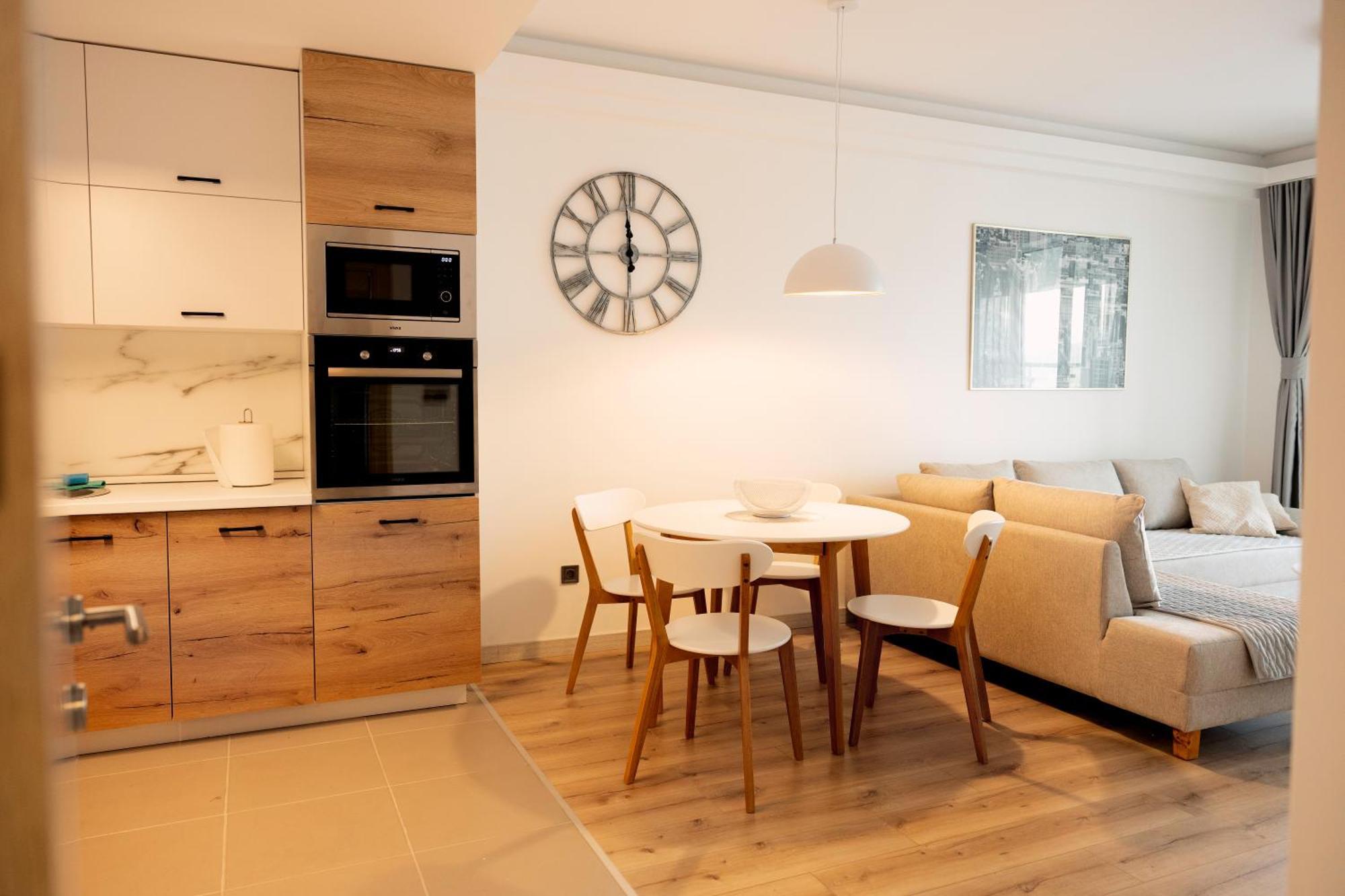 33Rd Floor Twin Apartments In Cevahir Sky City Complex With Pool, Spa, Fitness And Parking Included In Price 스코페 외부 사진
