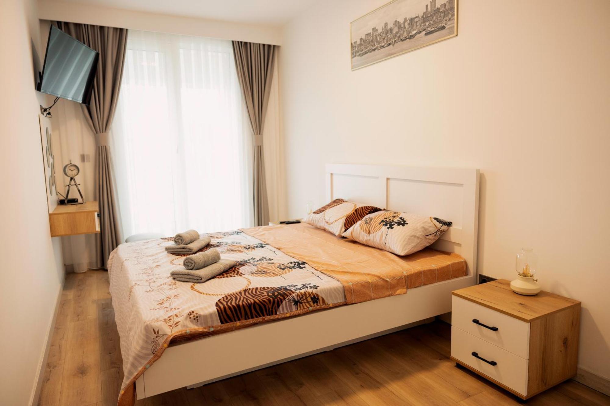 33Rd Floor Twin Apartments In Cevahir Sky City Complex With Pool, Spa, Fitness And Parking Included In Price 스코페 외부 사진