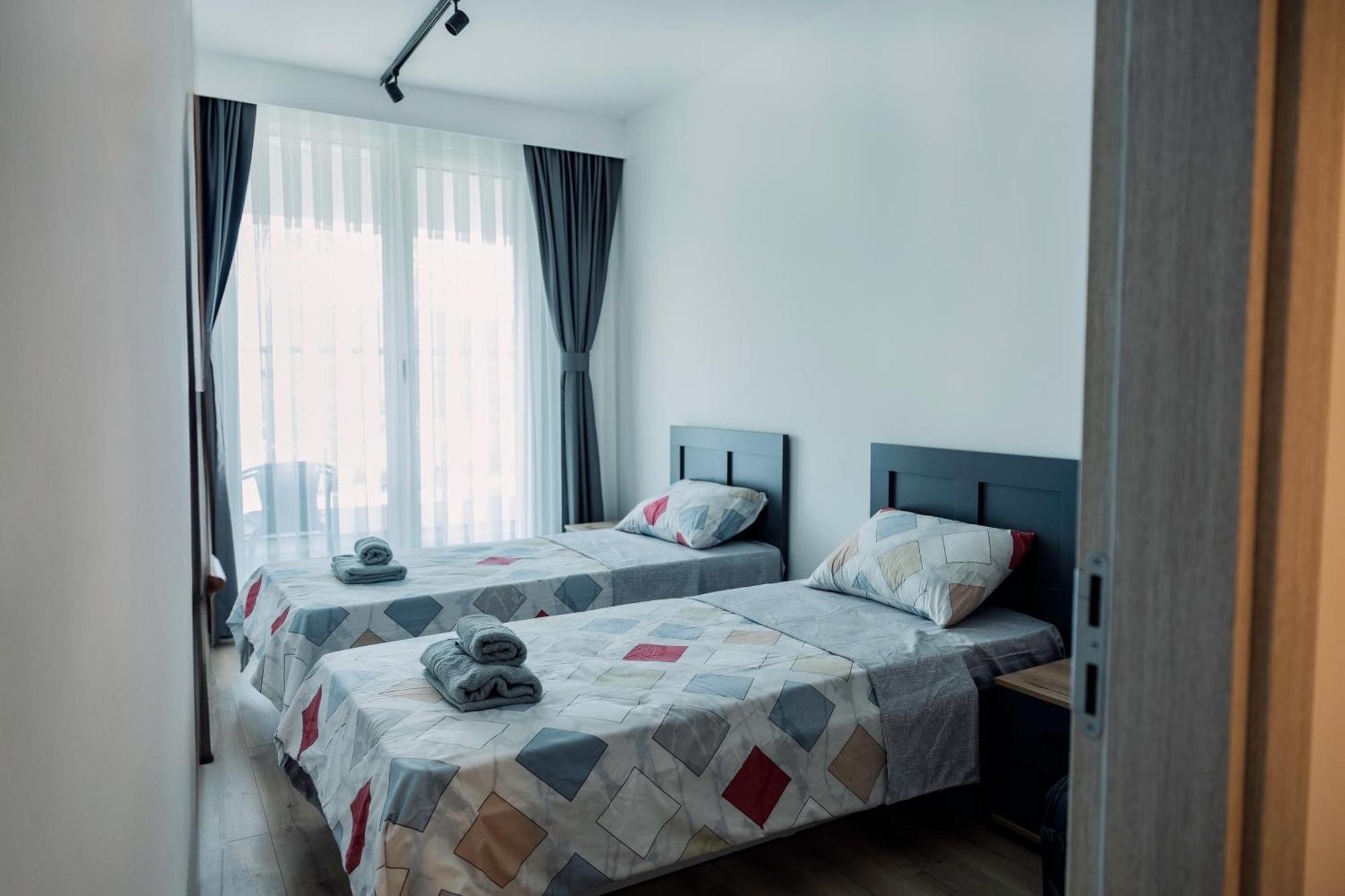 33Rd Floor Twin Apartments In Cevahir Sky City Complex With Pool, Spa, Fitness And Parking Included In Price 스코페 외부 사진