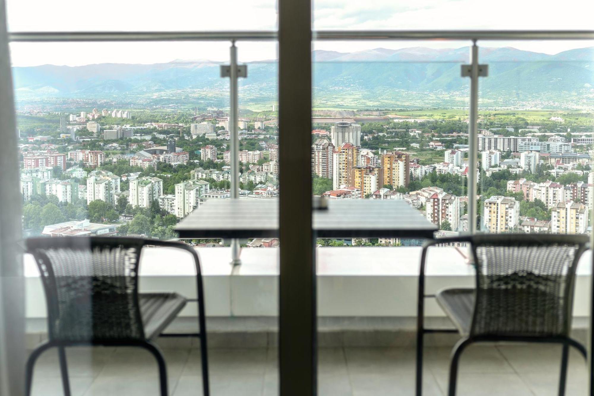 33Rd Floor Twin Apartments In Cevahir Sky City Complex With Pool, Spa, Fitness And Parking Included In Price 스코페 외부 사진